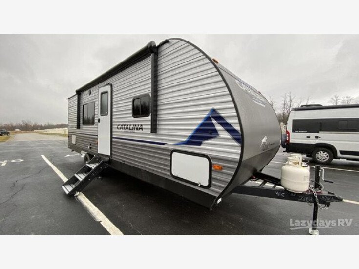 Thumbnail Photo undefined for New 2023 Coachmen Catalina 261BH